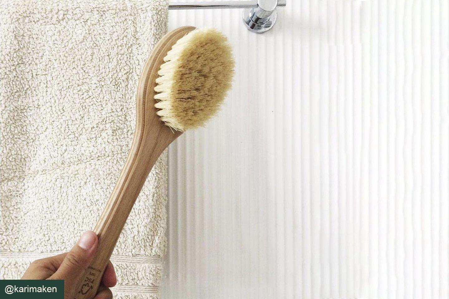 Benefits of Dry Brushing The Body Shop®